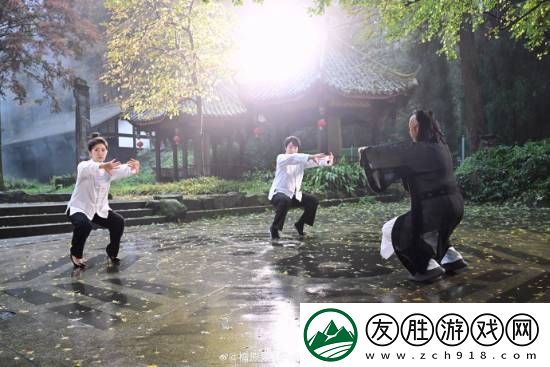 福原愛在青城山化身功夫大師