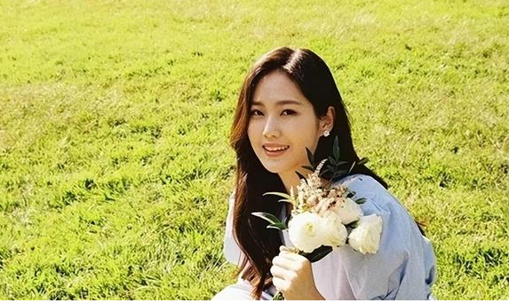 自述吃了春晚藥后有多瘋狂：體驗奢華，暢享優(yōu)雅生活